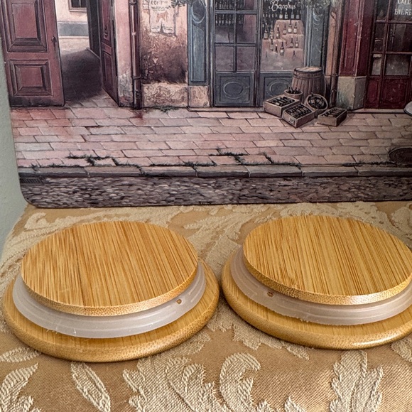 The Girlfriend From AARP Butterfly Ceramic Canisters Set 2 Wood Lids NWOT - Picture 6 of 13